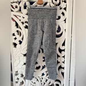 Women's Heather Gray Leggings Marl BRAND NEW chisel light 7/8 LNDR exercise